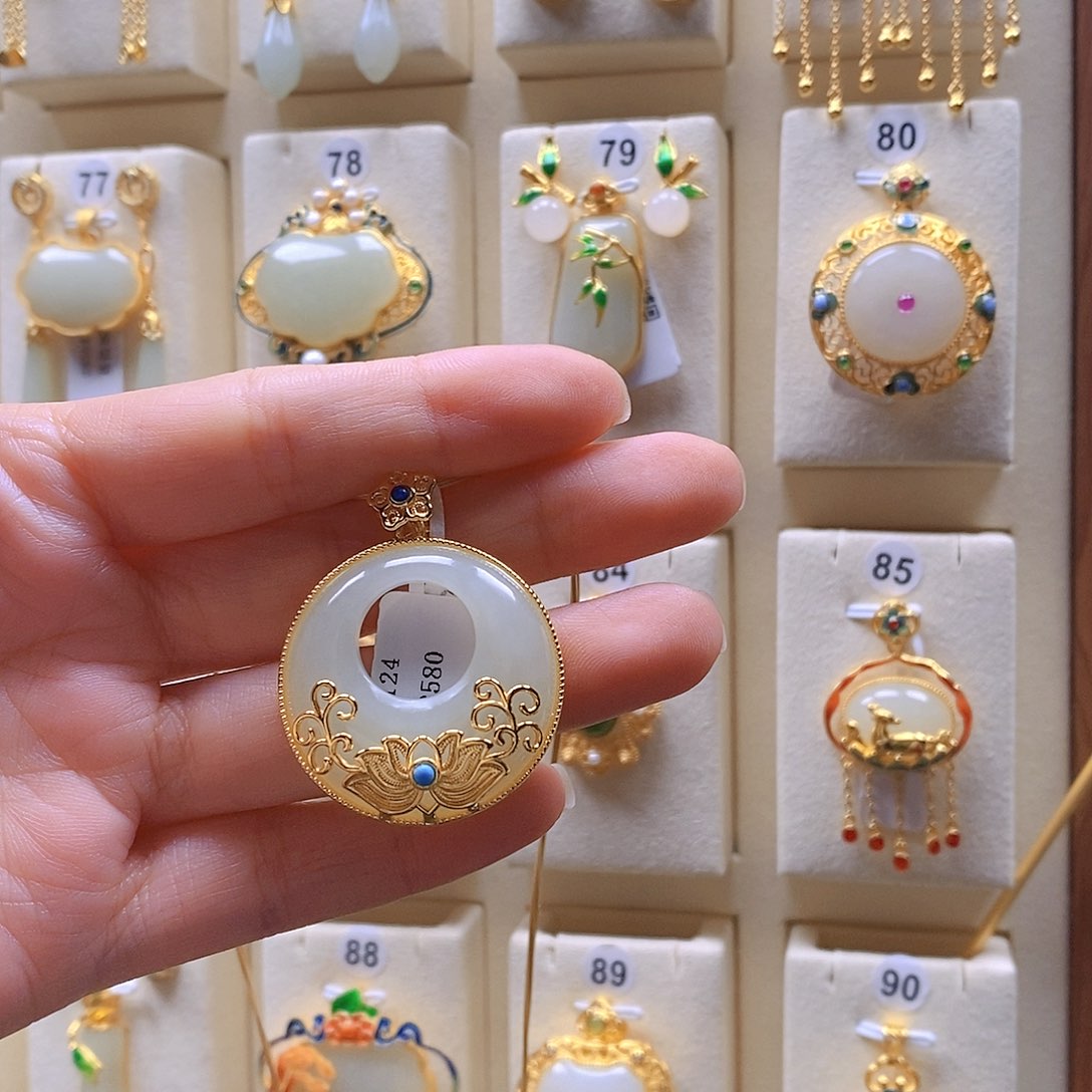 和田玉颈饰银S925镶嵌