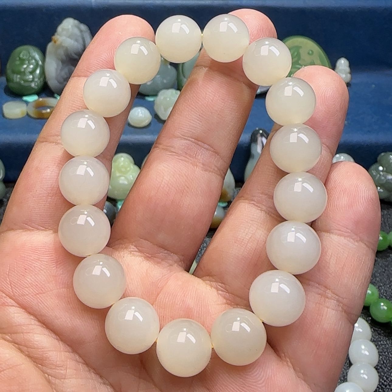 【闪购商品】和田玉手链未镶嵌Q***郭