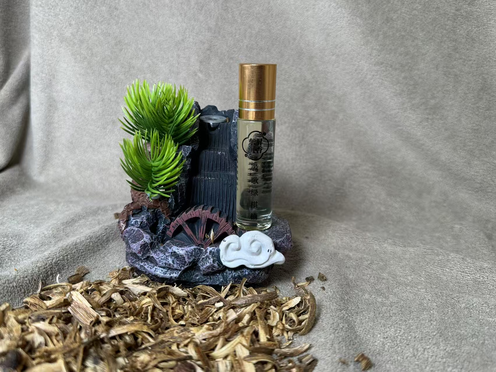 沉香(东昇沉香) S30莺歌绿沉香油沉香