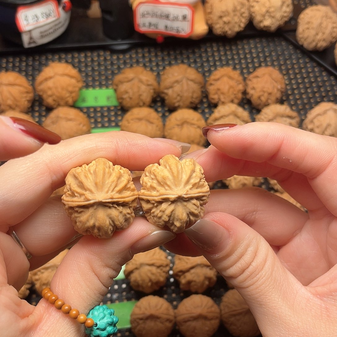 文玩核桃吊坠27尺全品粗筋元宝00004