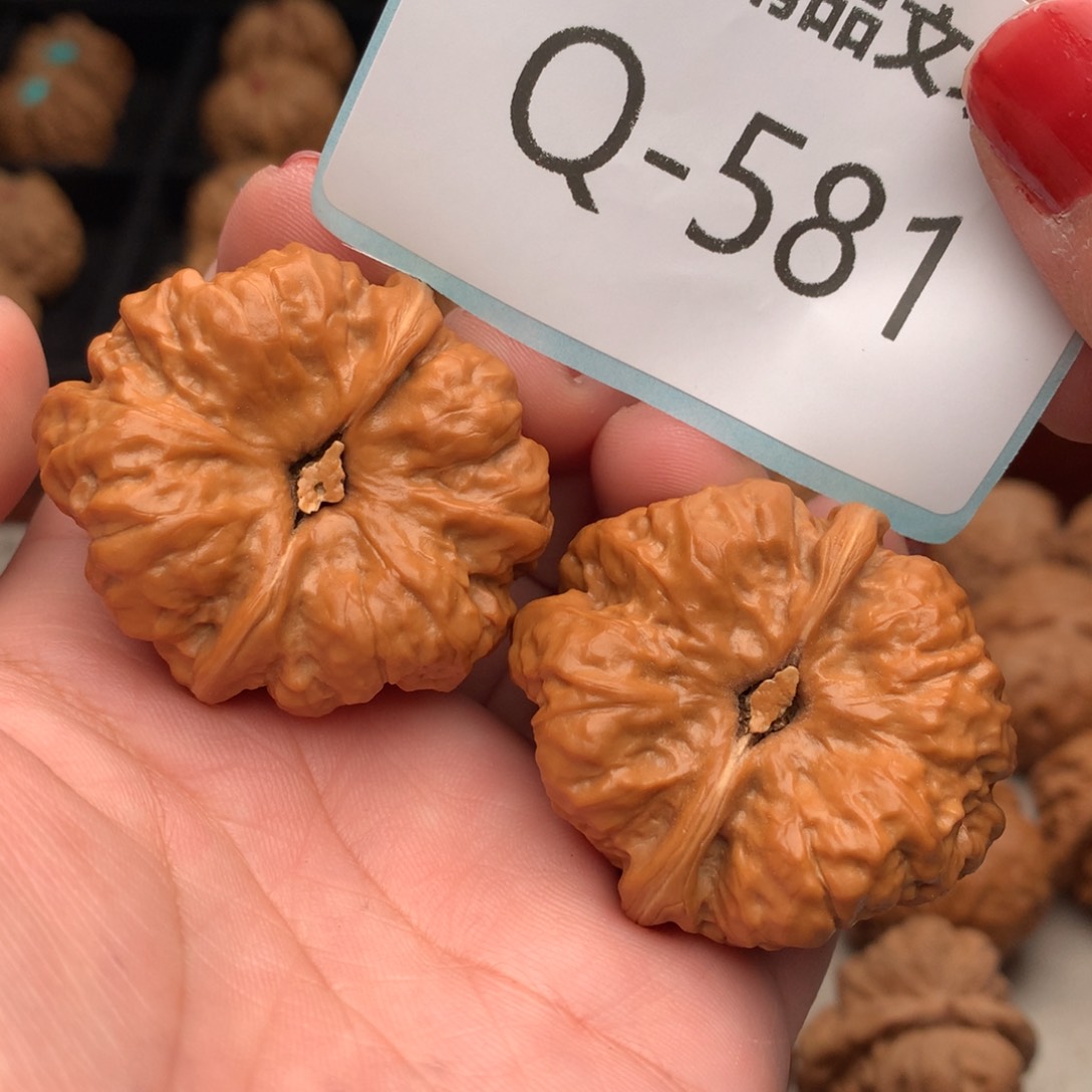 文玩核桃把件39蛙边肚43……….