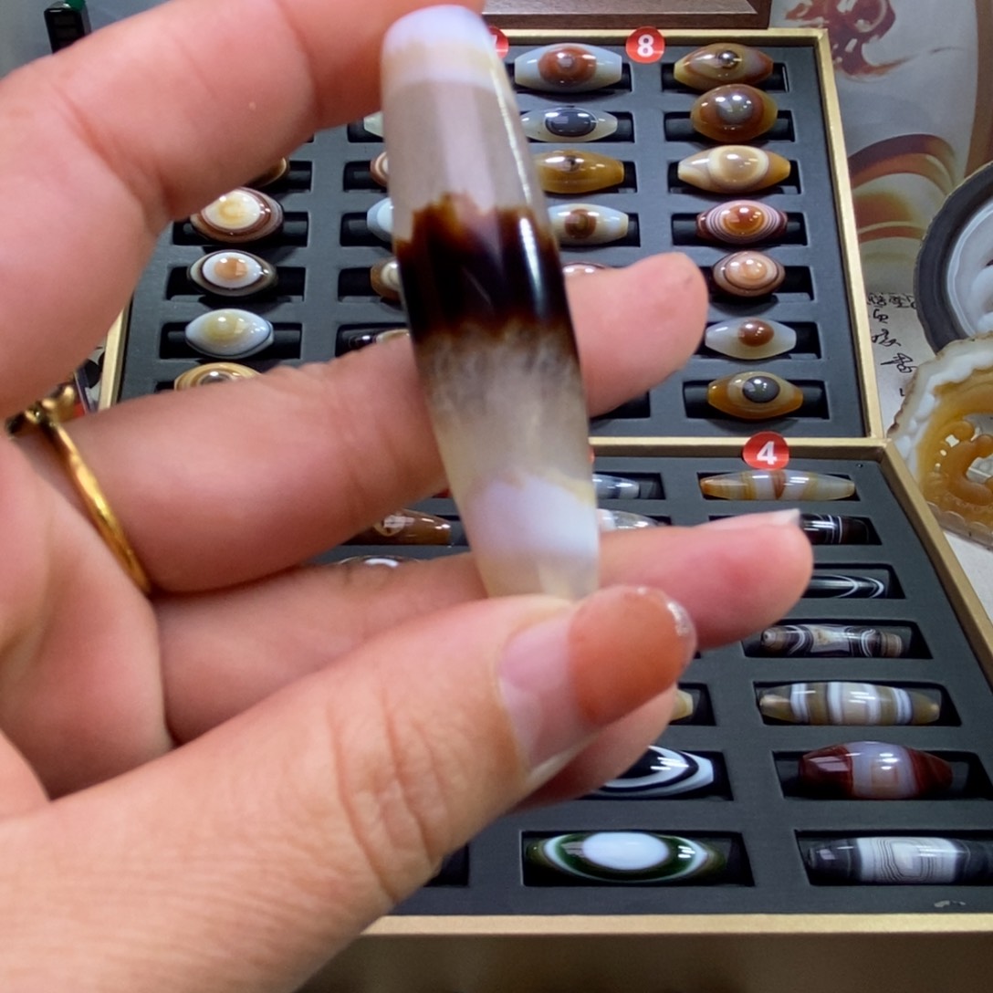 合金颈饰玛瑙/玉髓
