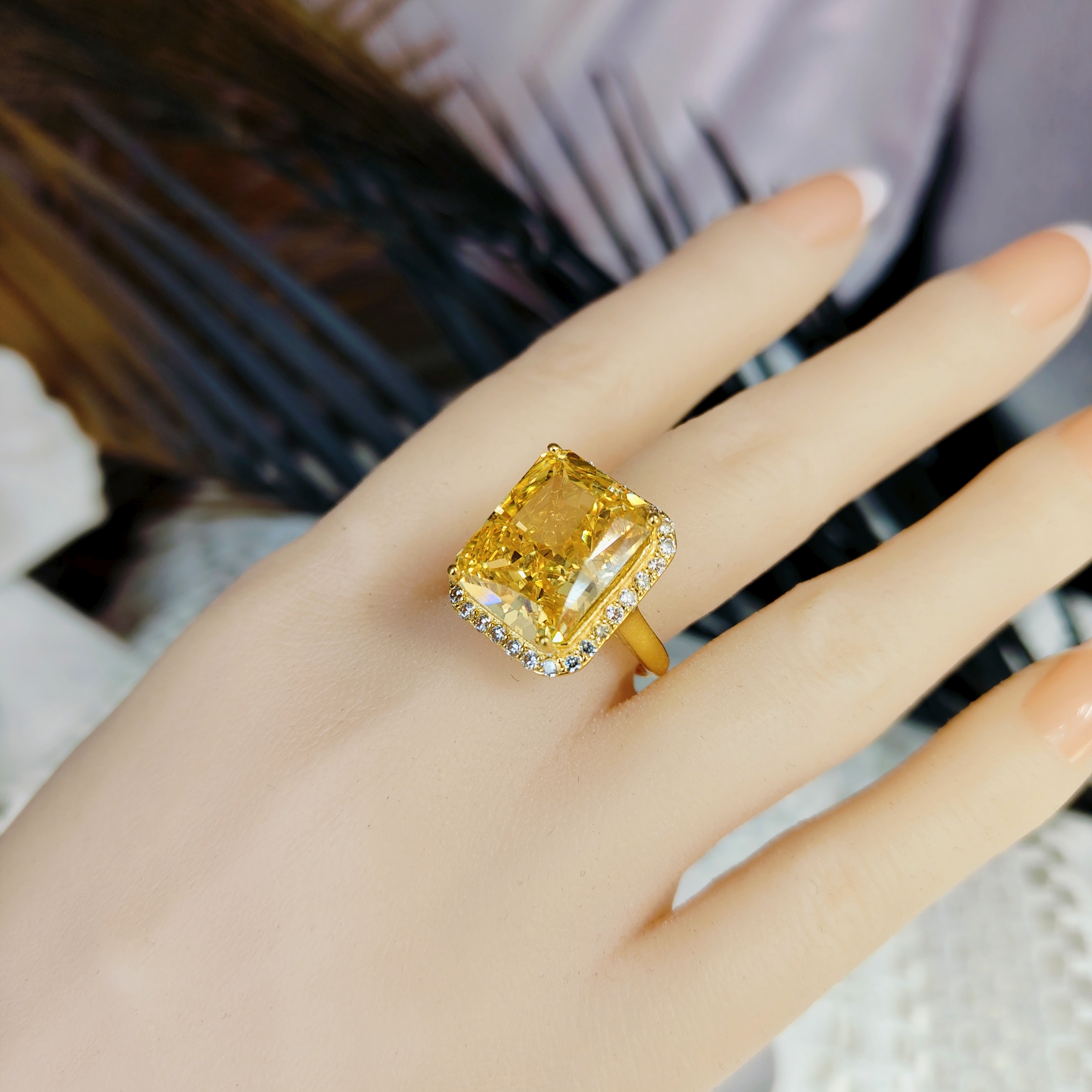 合金手镯 kaplima altun uzuk尚手镯手工气质轻奢金色重工中古