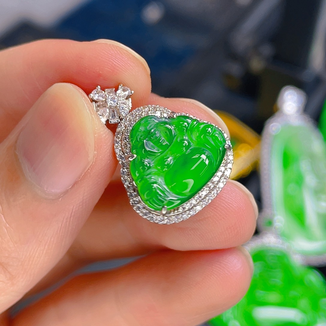 翡翠未镶嵌吊坠(不含链)