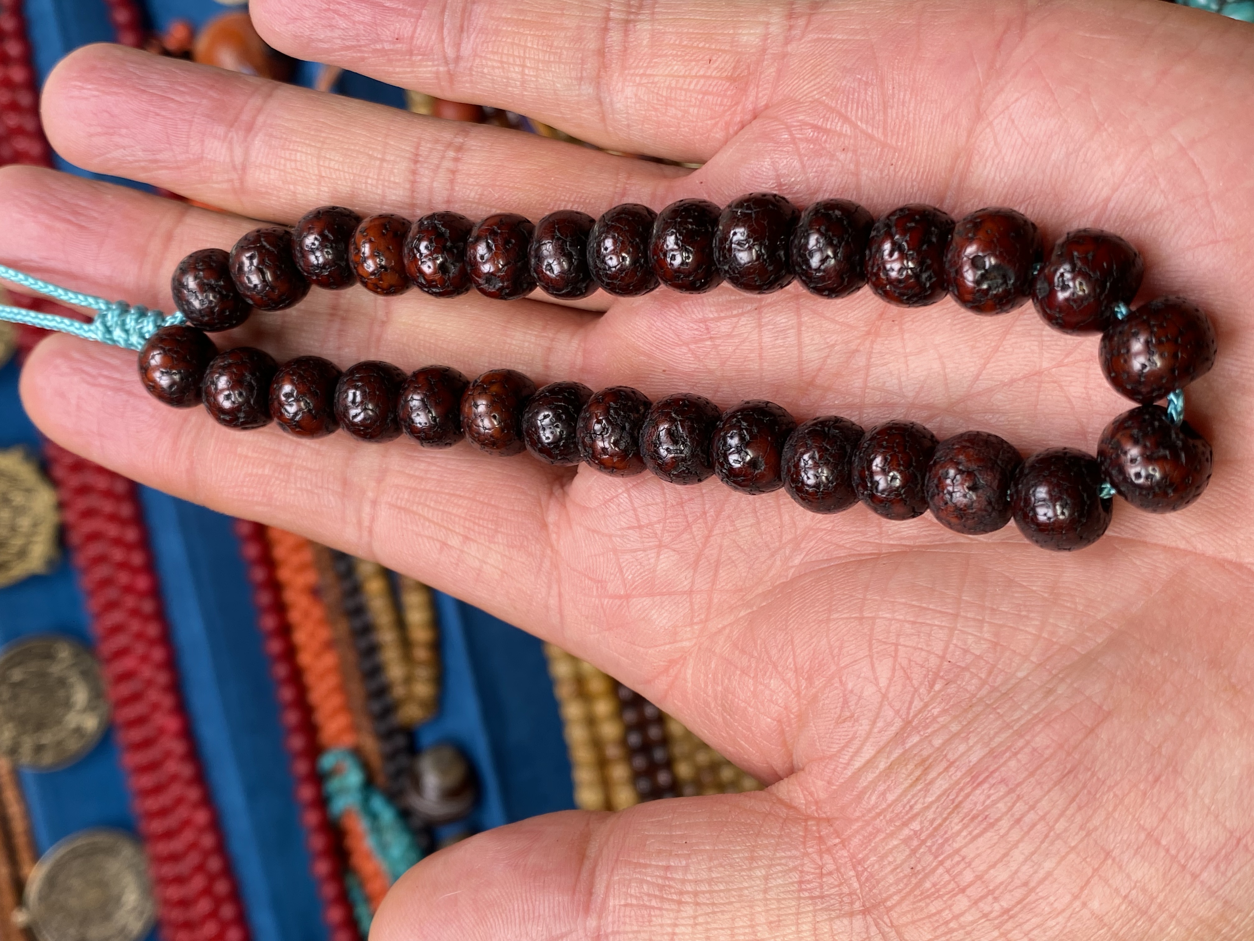 忆藏精选：手盘老砂供星月手串