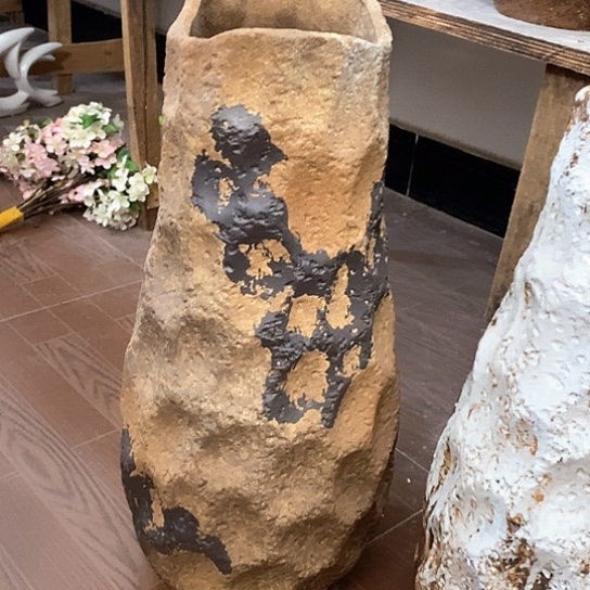 瓶景德镇陶瓷。   景德镇陶瓷