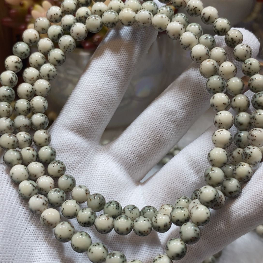 星月菩提手串绿包白7