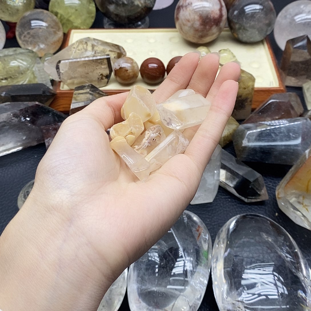 未镶嵌水晶珠宝半成品181水晶石