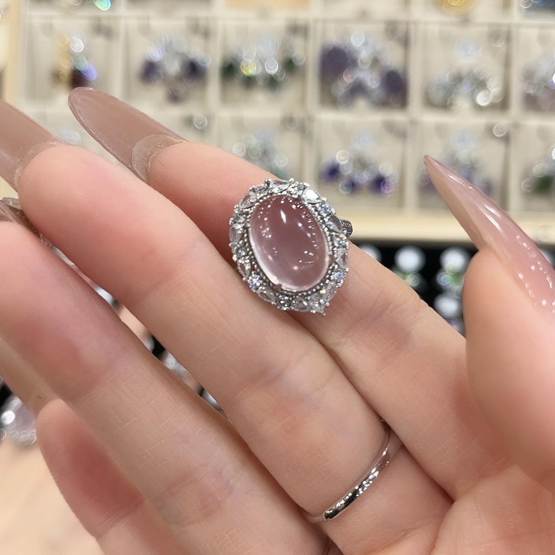 L***y银S925镶嵌烟晶戒指