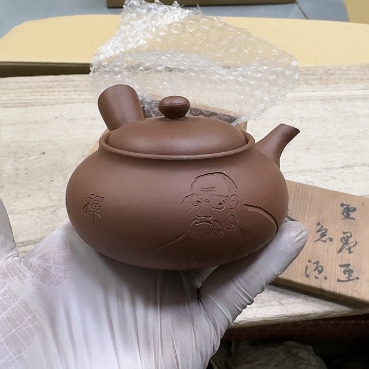 瓷片哈哈哈哈哈哈哈哈