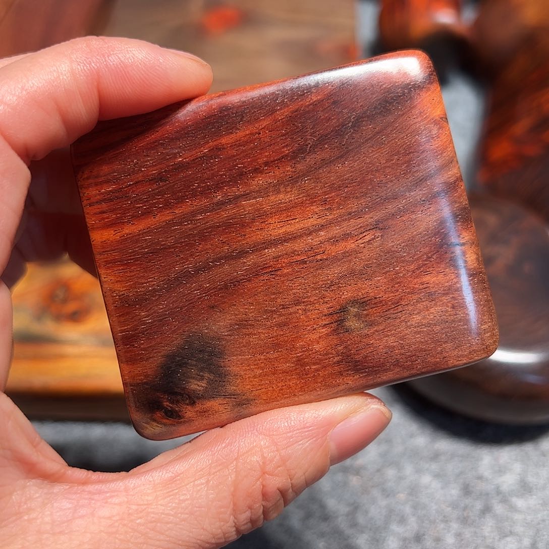 用***9交趾黄檀（大红酸枝）