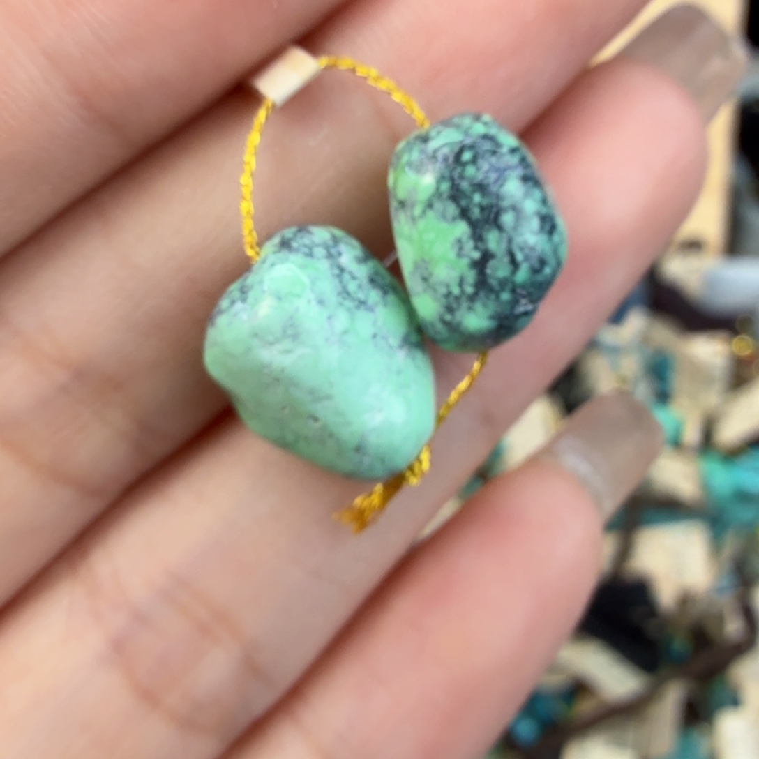 绿松石未镶嵌珠宝奇石