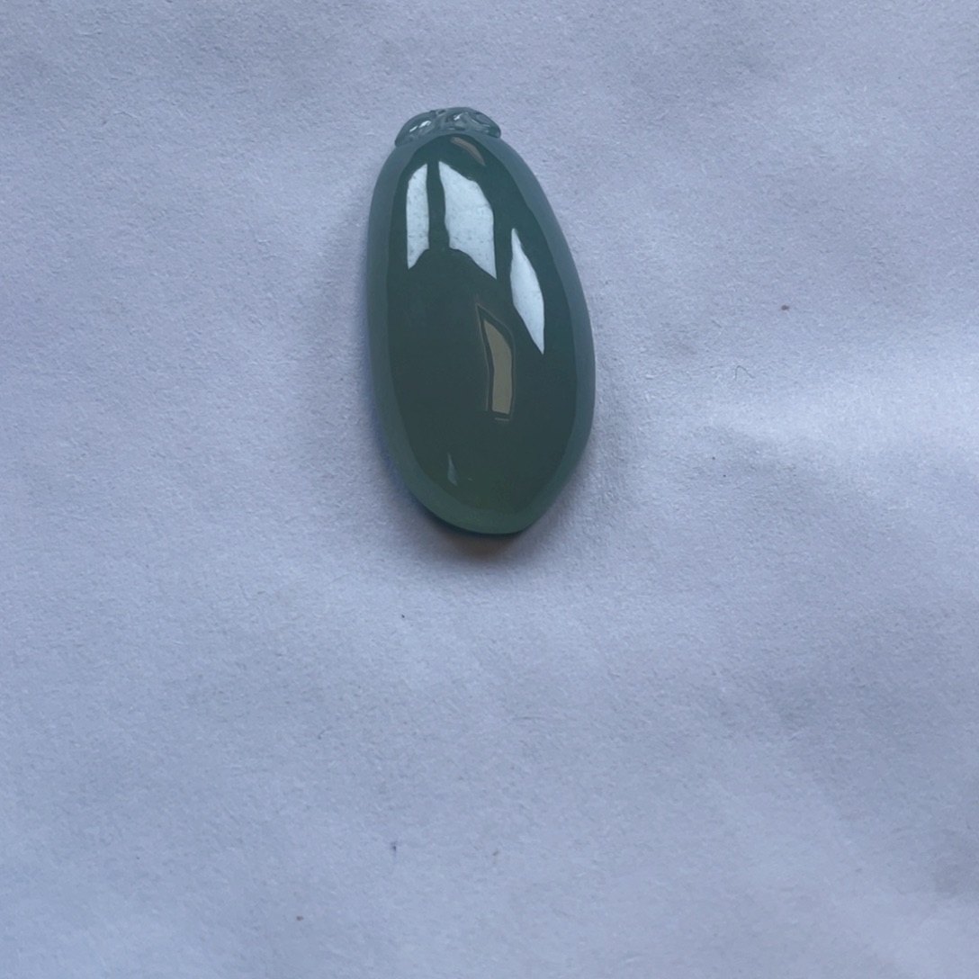 翡翠未镶嵌颈饰福瓜