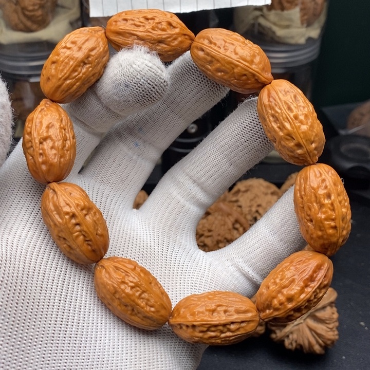 文玩核桃吊坠大枣1.8