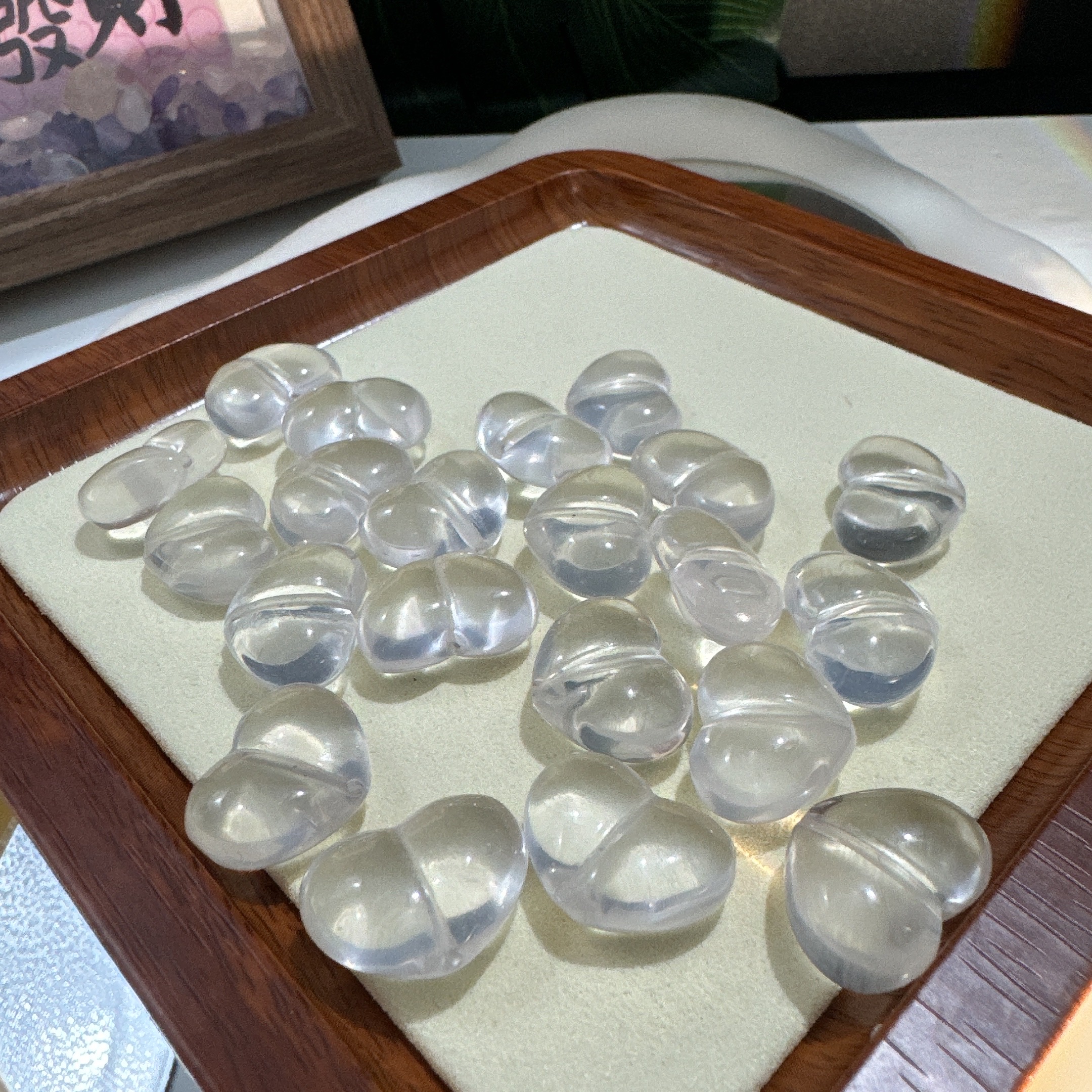 s575天然白水晶奶白晶爱心14mm 多样性发一件