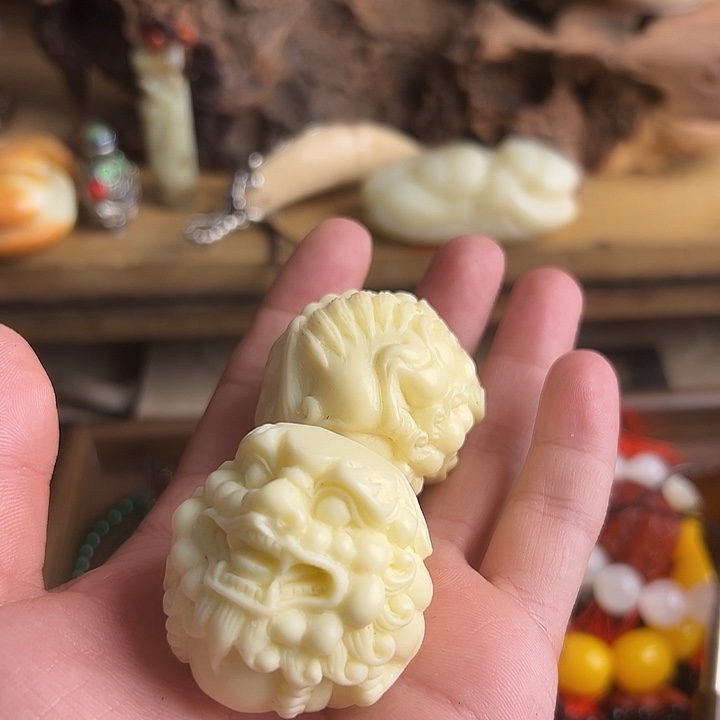 滴血莲花菩提吊坠