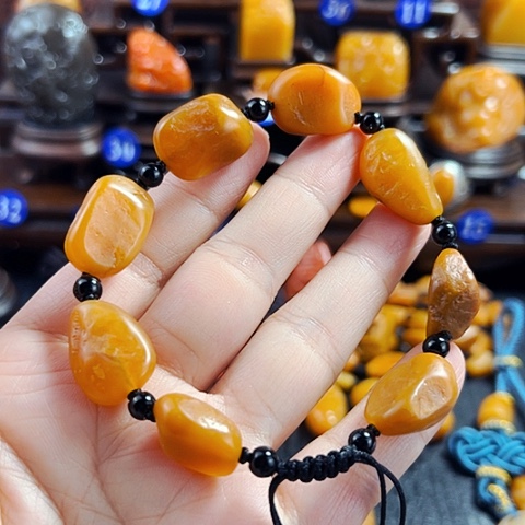 田黄石纤**络田黄石手串