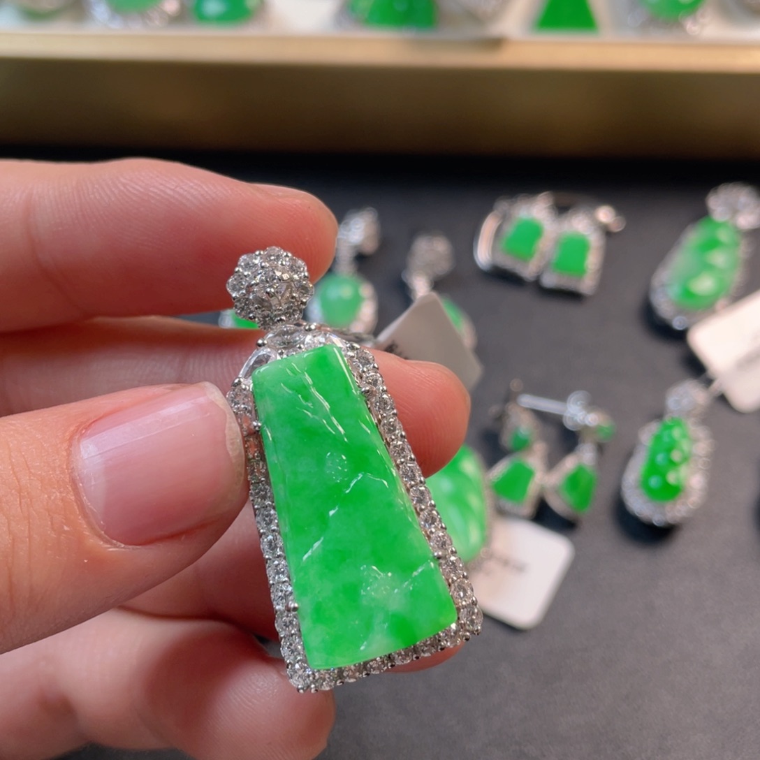 翡翠银S925镶嵌吊坠(不含链)