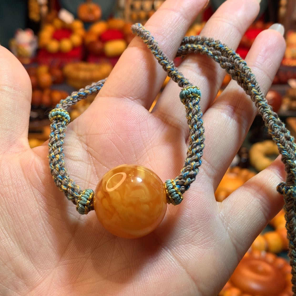 【闪购商品】蜜蜡吊坠(赠链)未镶嵌