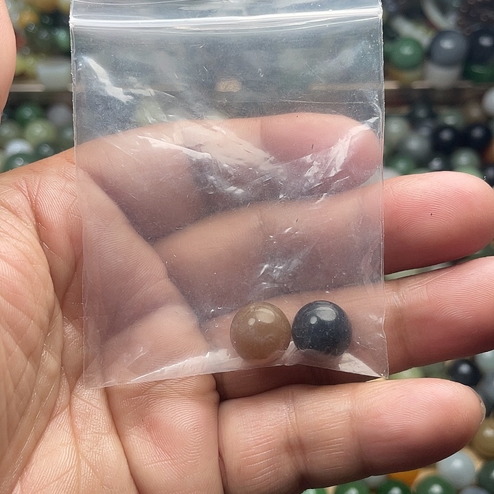 未镶嵌和田玉手链豆*