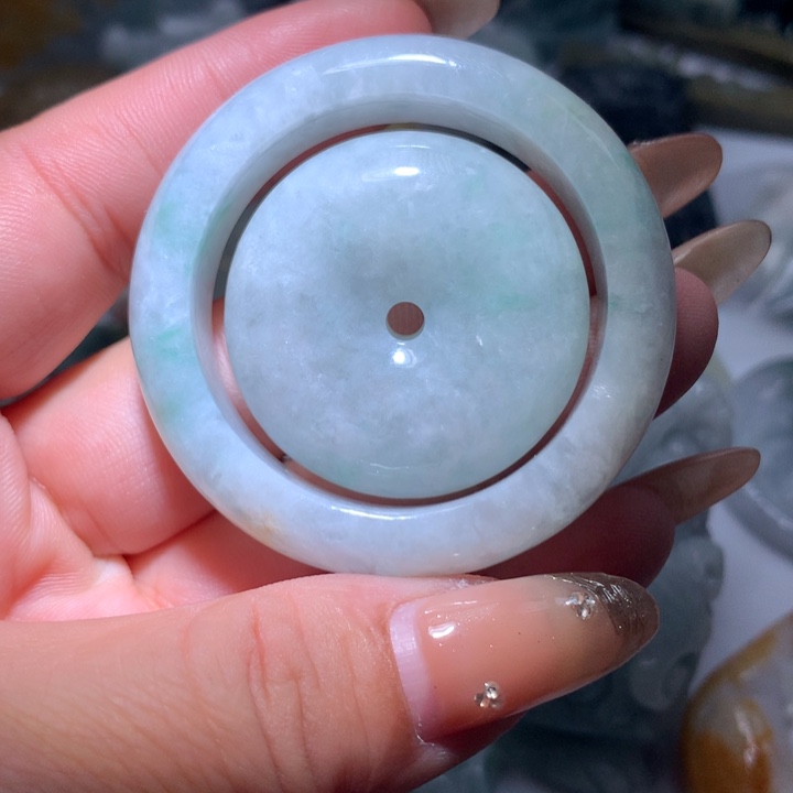 翡翠未镶嵌颈饰保真天然A货翡翠