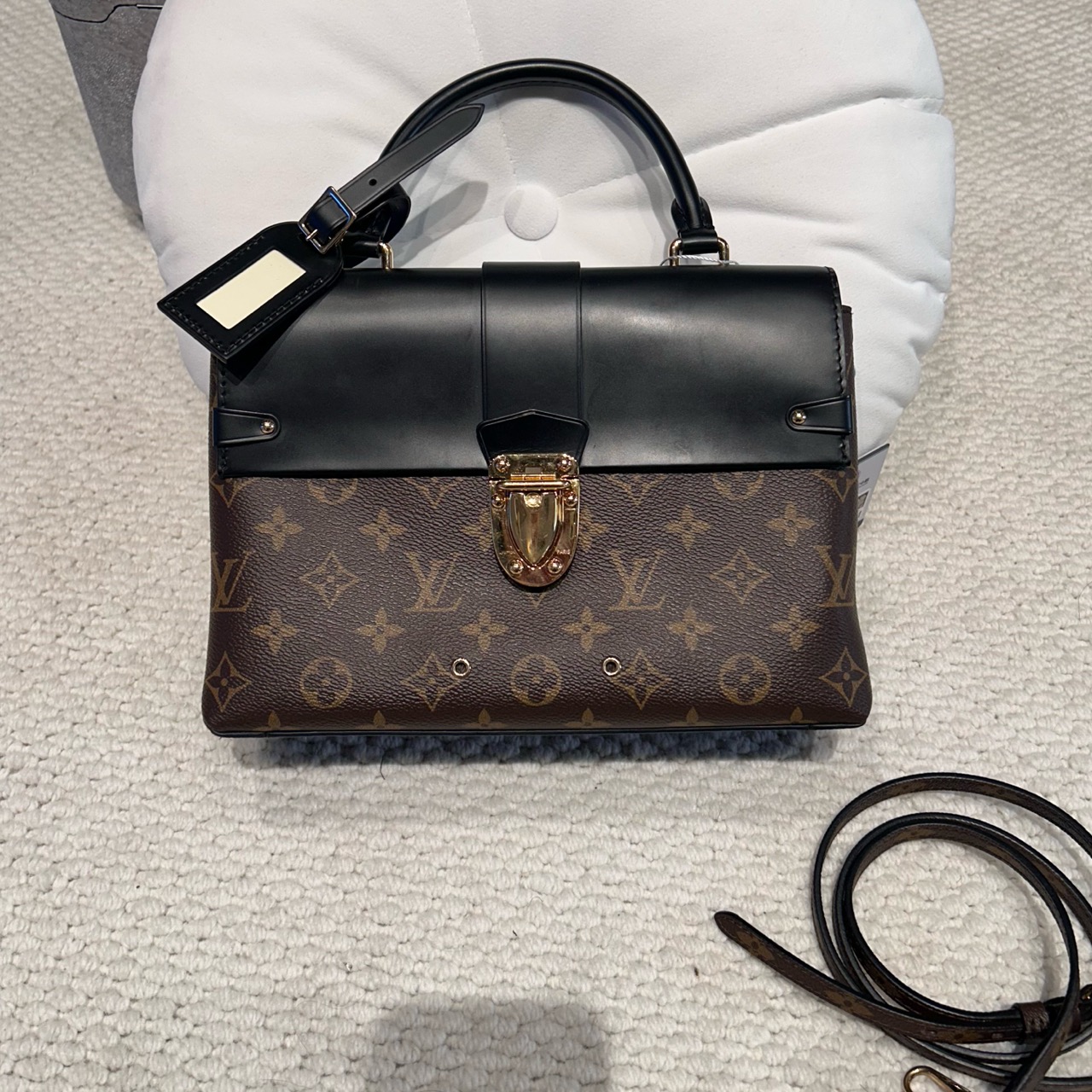 95新 LouisVuitton/路易威登 LouisVuitton/路易威登 锁头包