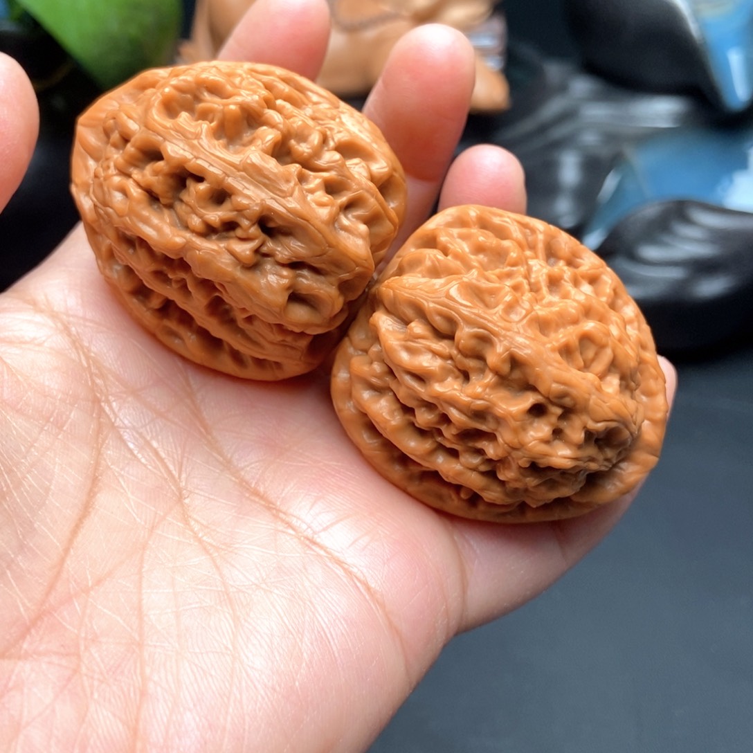 刘***福文玩核桃把件红锦鲤41尺