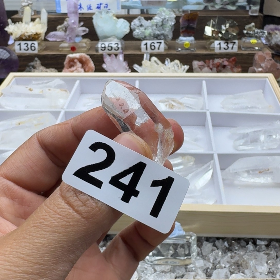 未镶嵌水晶珠宝半成品