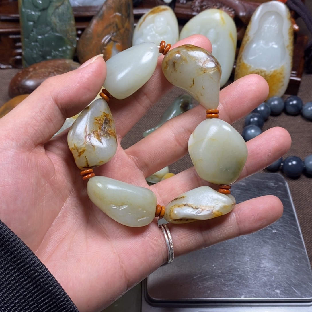 9***7和田玉未镶嵌挂件