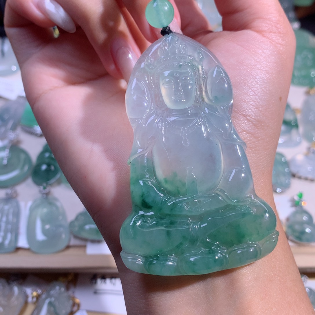 翡翠吊坠(不含链)未镶嵌