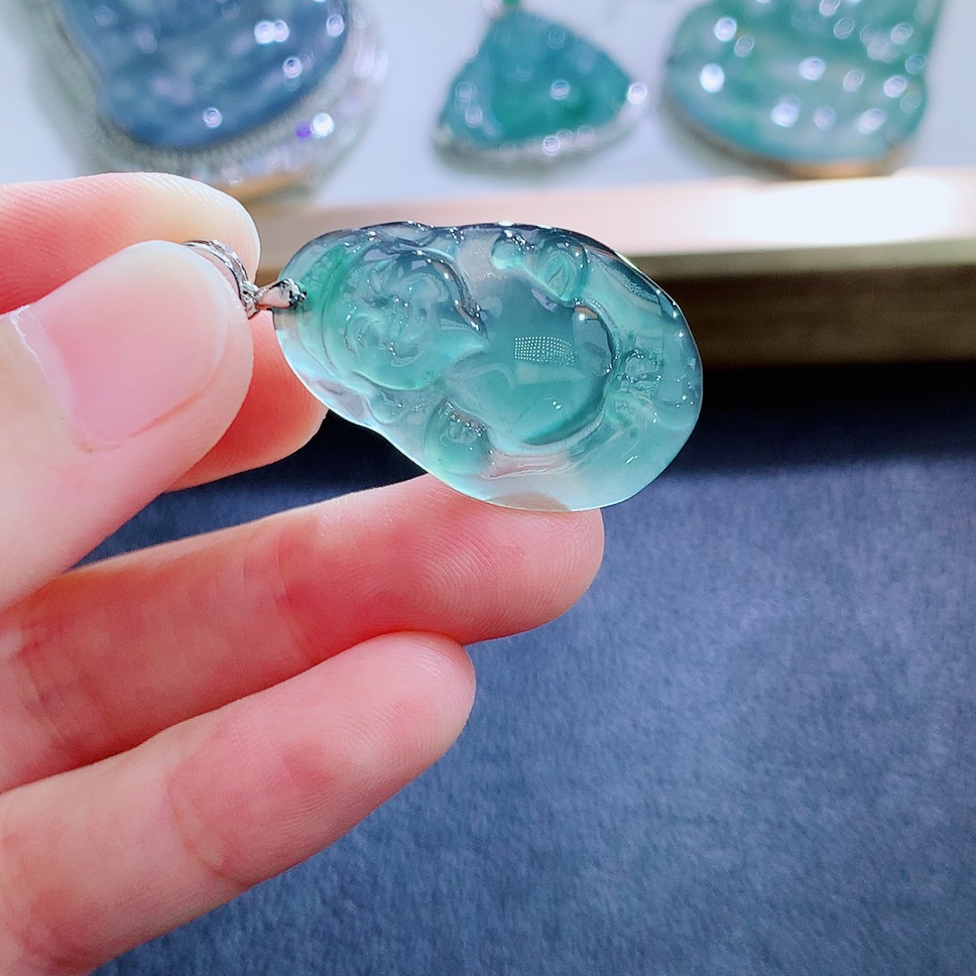 颈饰未镶嵌翡翠翡翠