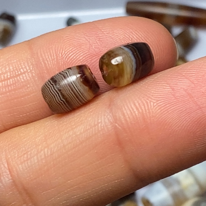 淡***然石英石纯铜藏传古珠珠