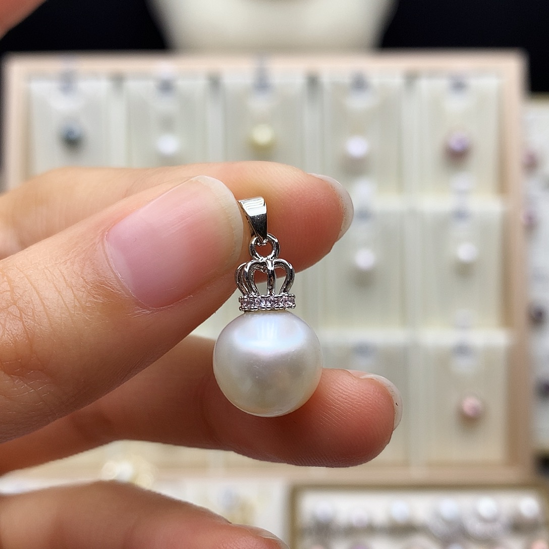 淡水珍珠合金颈饰