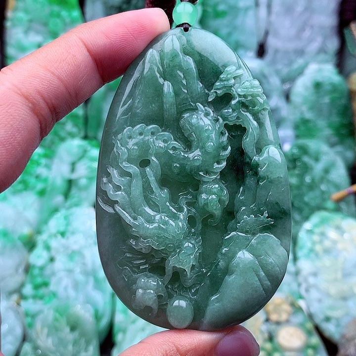 翡翠吊坠(不含链)未镶嵌