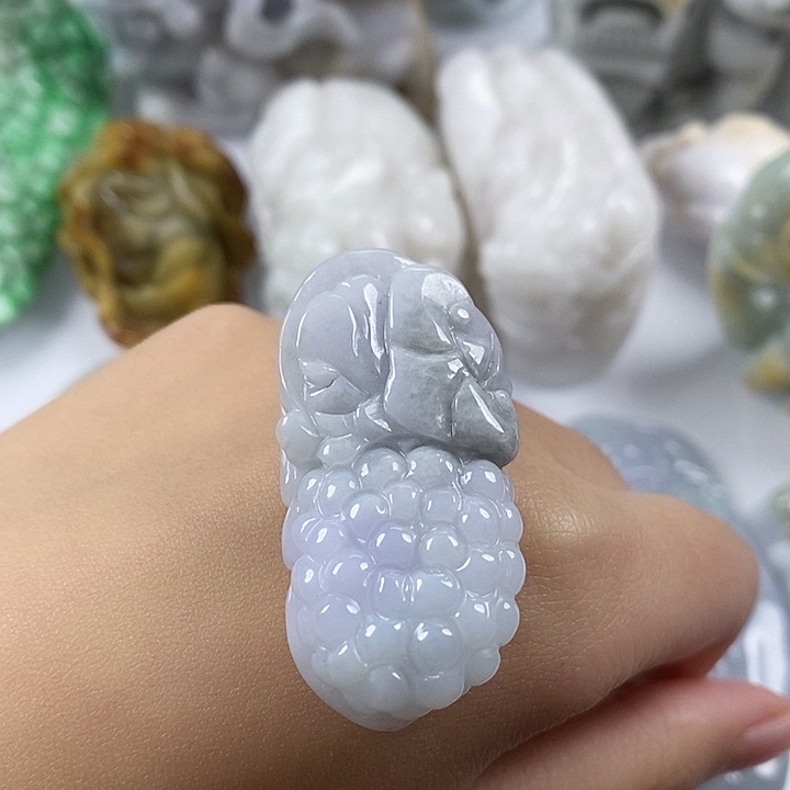 翡翠颈饰未镶嵌翡翠158