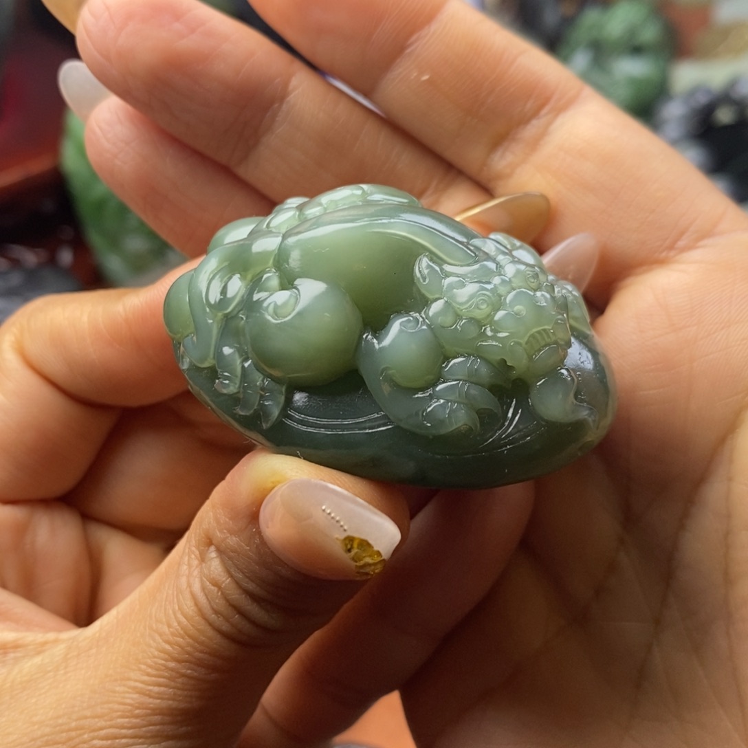 和田玉挂件未镶嵌