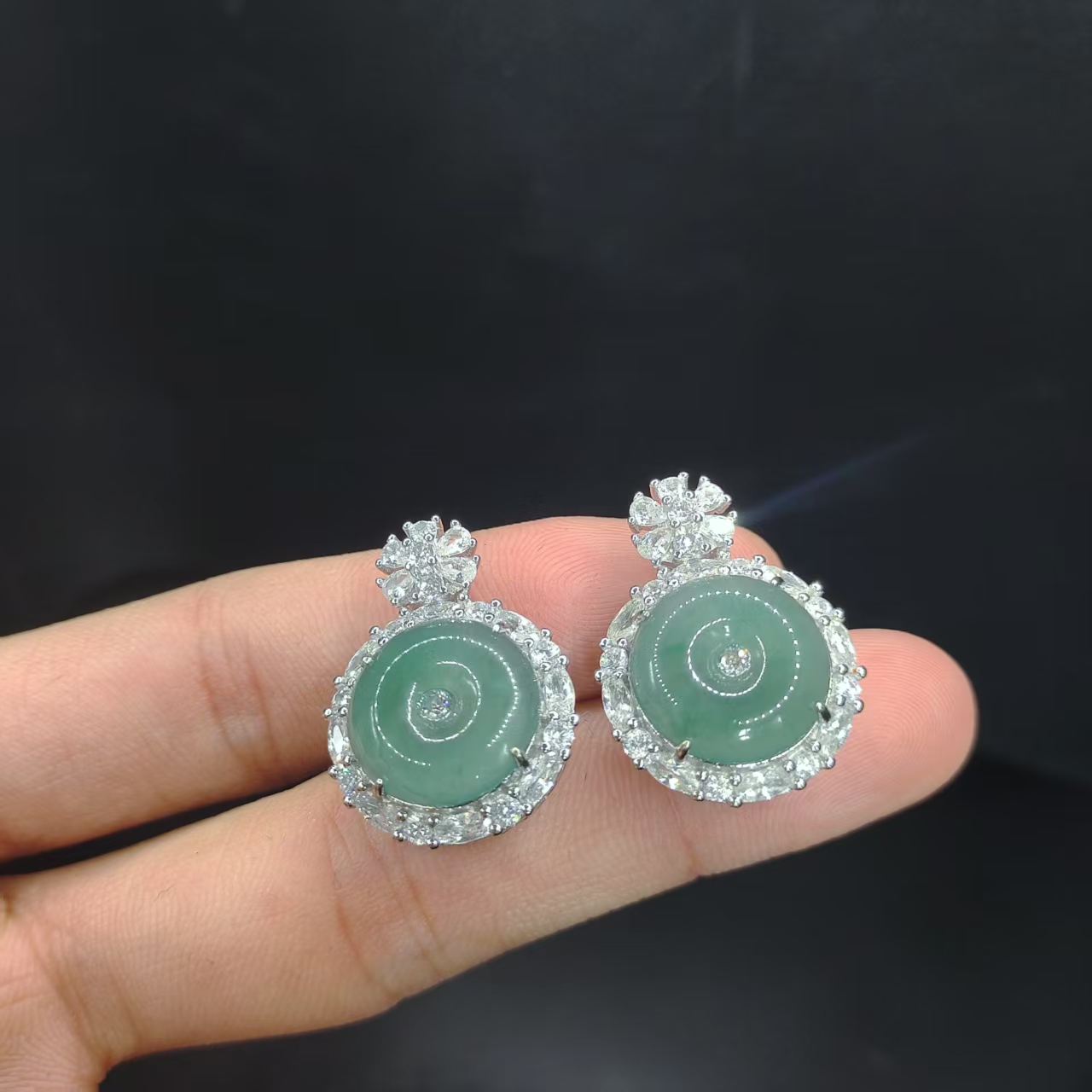 【老三珠宝】翡翠平安扣吊坠赠链H23【多样性发其一】约14mm