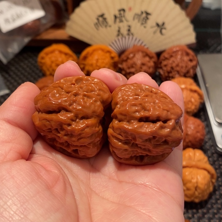 文玩核桃吊坠36蛤蟆头670