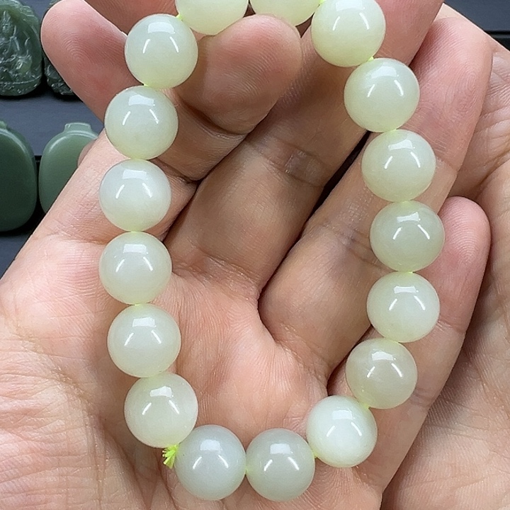 和田玉手串未镶嵌