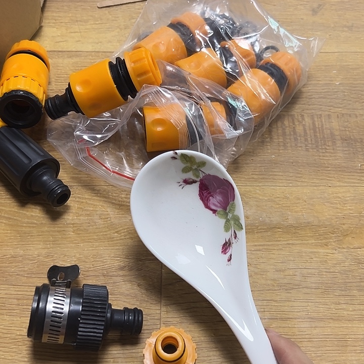 慎拍不退不换退单拉黑紫砂发两盒水龙头配件