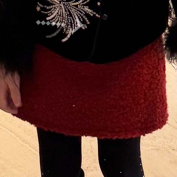 大金定制童装酒红色加绒显瘦精致女宝摇粒绒红色半身短裙