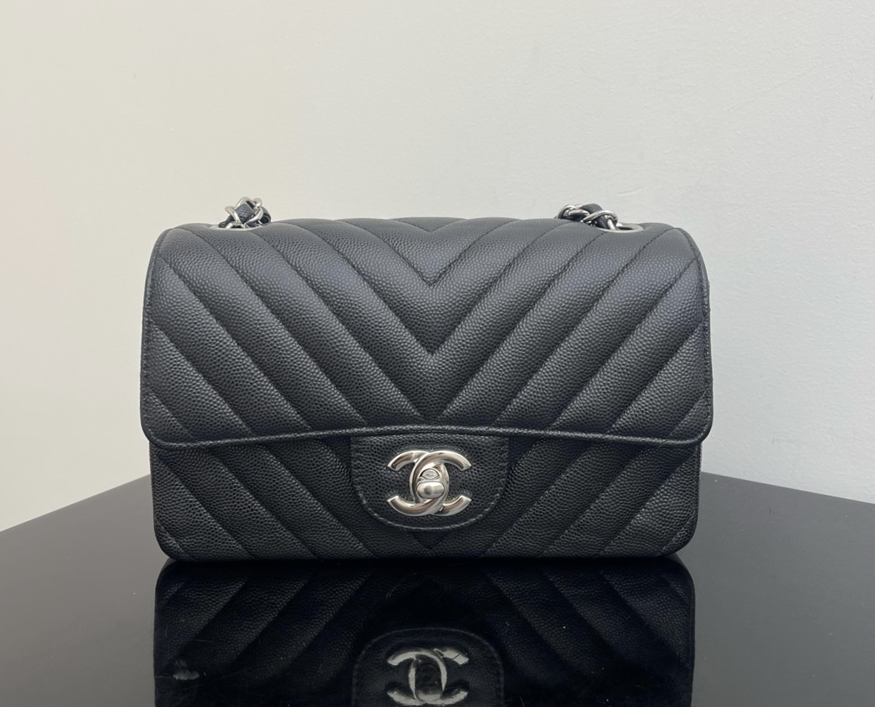 99新 Chanel/香奈儿 V纹cf 配件：保卡