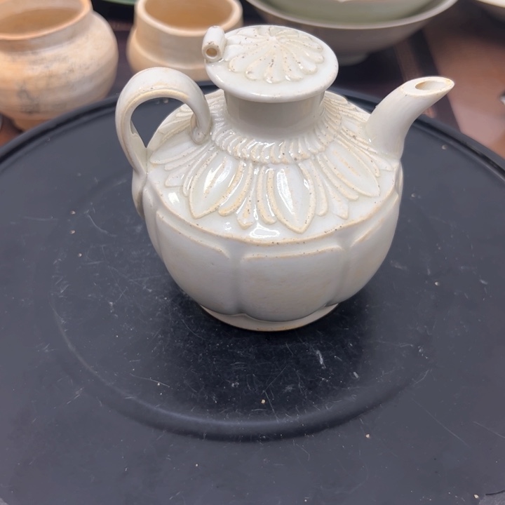 罐e****9影青釉纹饰小执壶