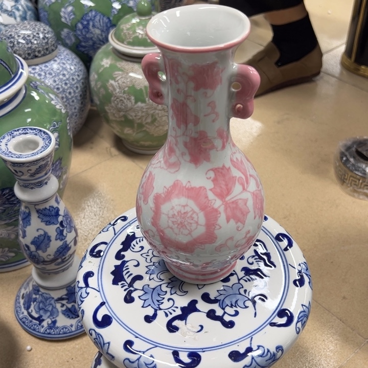 瓷片微瑕。。。。。。。。。。。。。