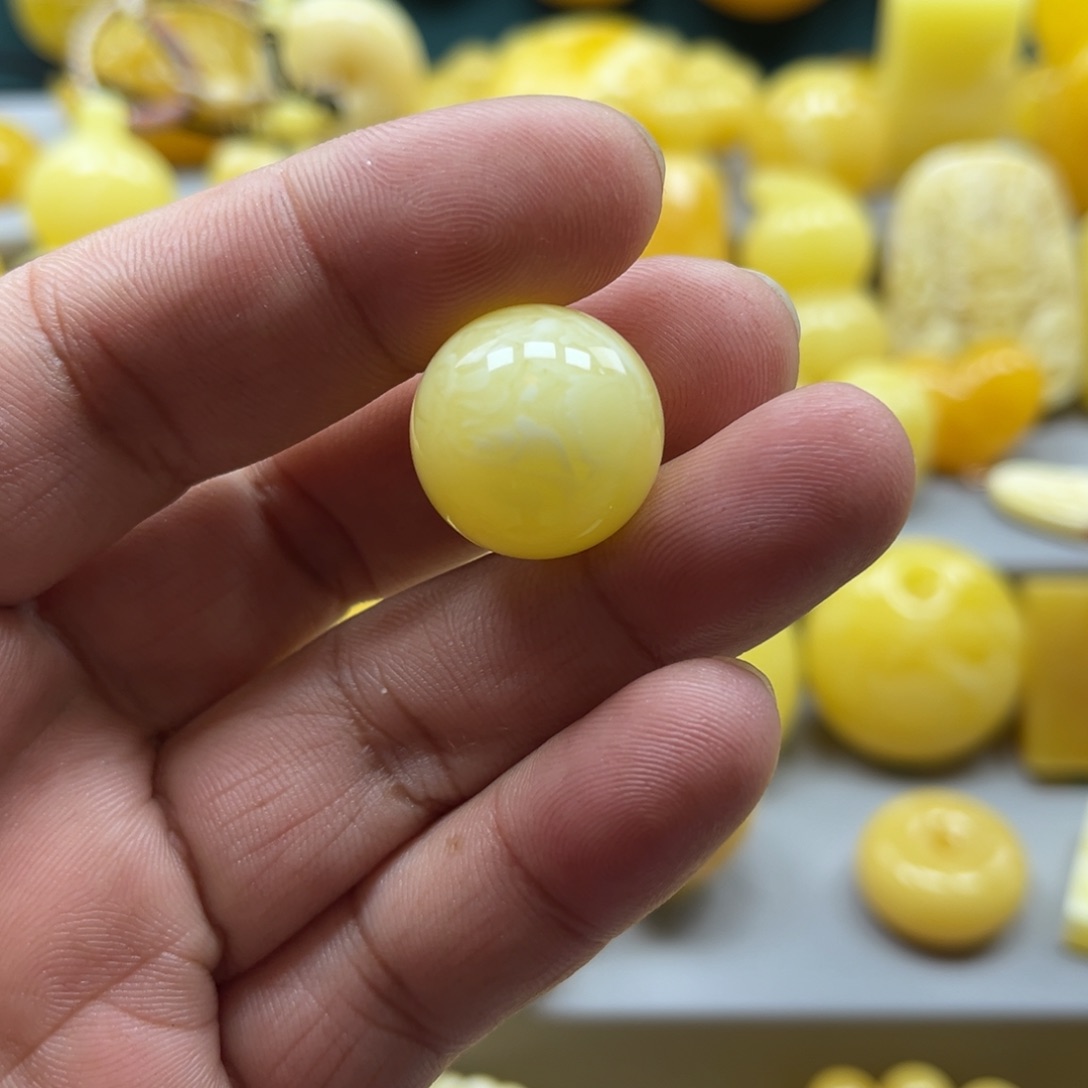 蜜蜡珠宝奇石未镶嵌王**.