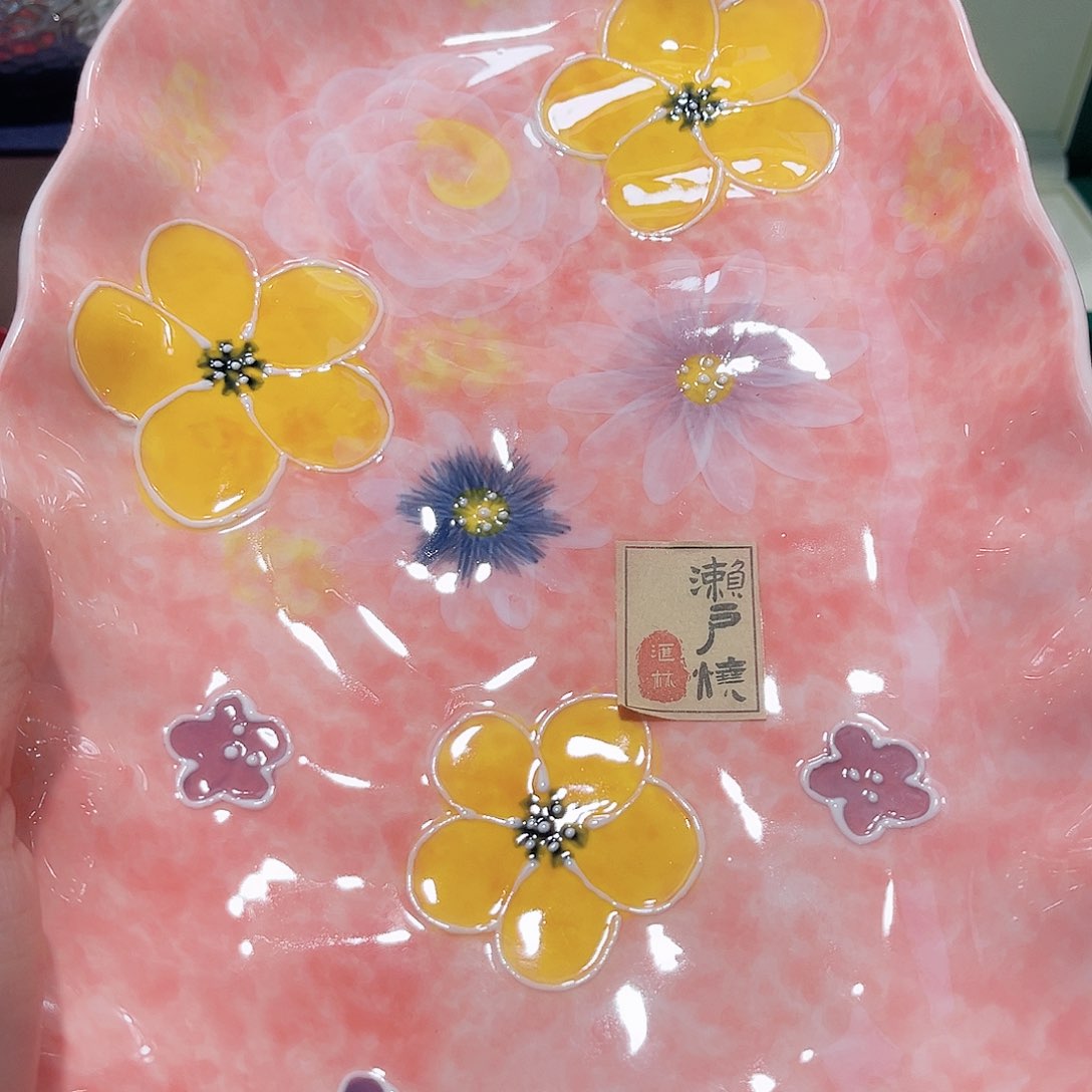 瓷片lotulvtulllollollojumotu