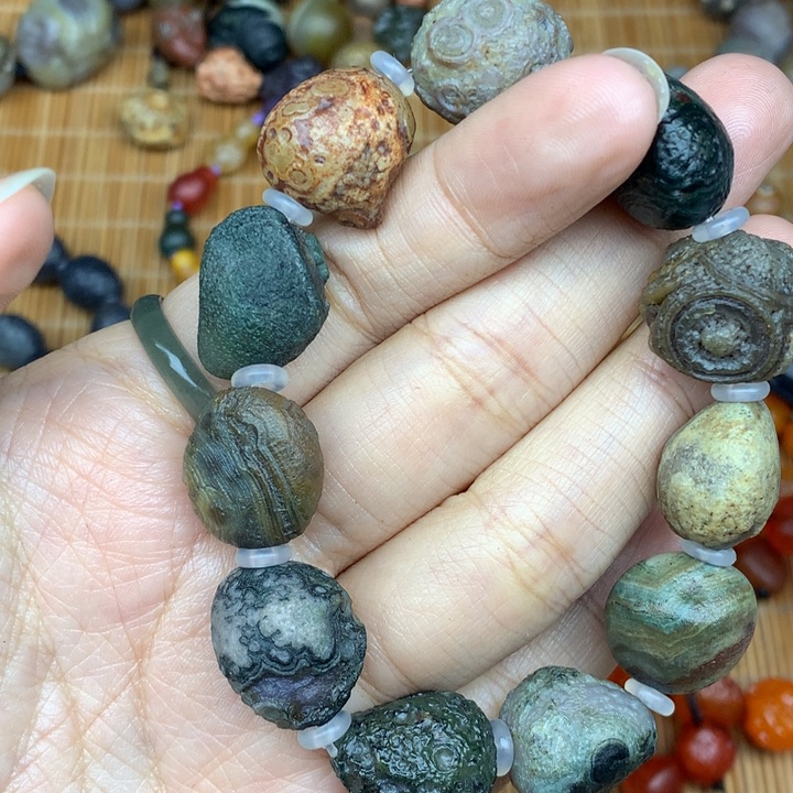 玛瑙/玉髓珠宝半成品未镶嵌阿****珑