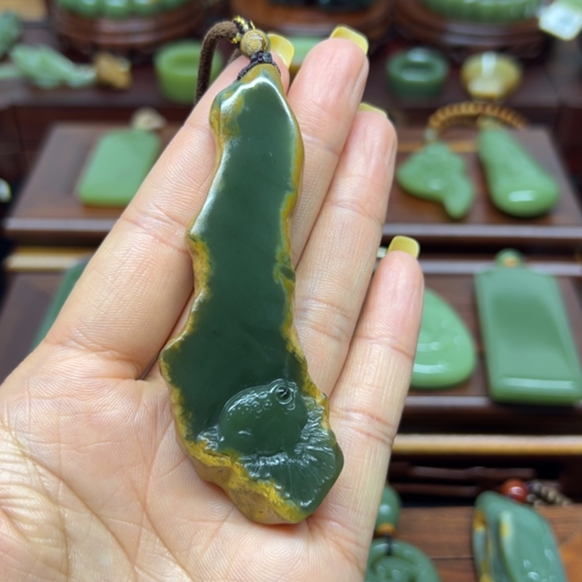 【闪购商品】岫岩河磨玉（透闪石质玉）颈饰未镶嵌好*静和财