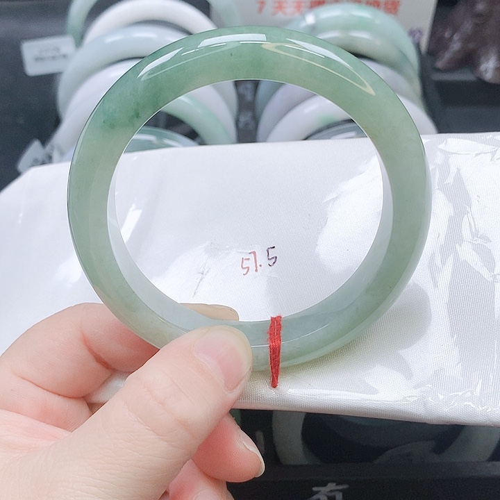 翡翠未镶嵌手镯64