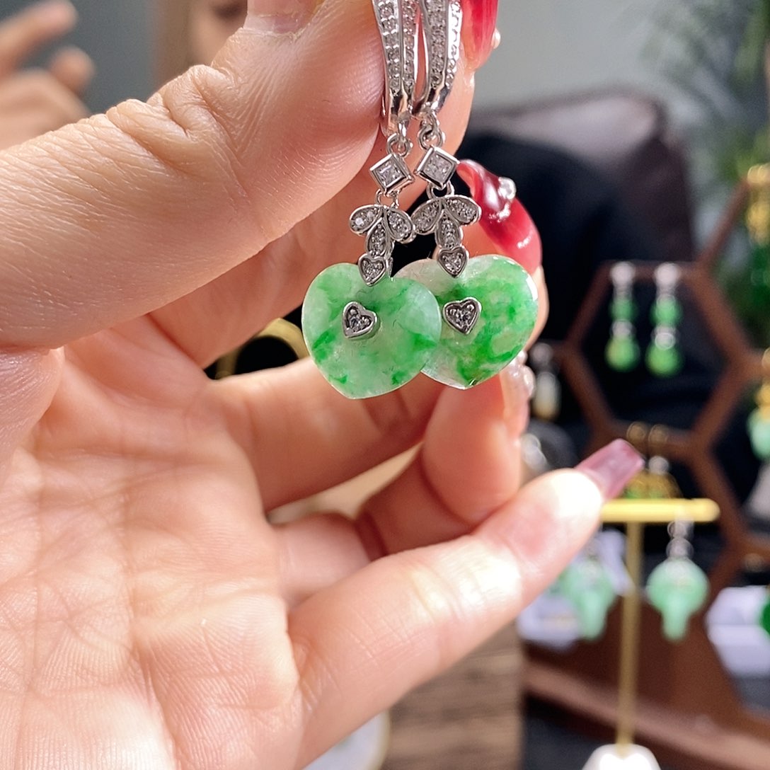 翡翠耳饰银S925镶嵌翡翠